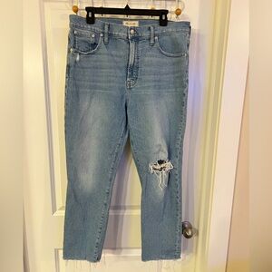 Madewell Women’s High Rise Distressed Jeans | Size 32 | Light Wash Raw Hem